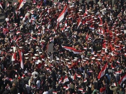 الرئاسة:82 مليون جنيه لاسر شهداء الثورة وتعيين 4200 مصاب