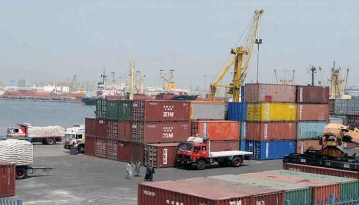 استمرار غلق بوغازي الإسكندرية والدخيلة لسوء الأحوال الجوية