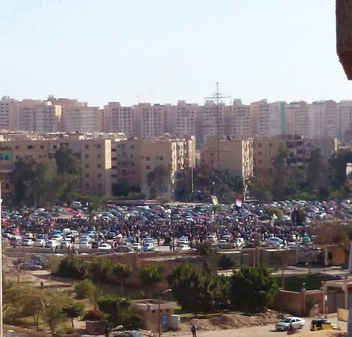 توجه “هليكوبتر” لفض تظاهرات سوق السيارات وسط اشتباكات