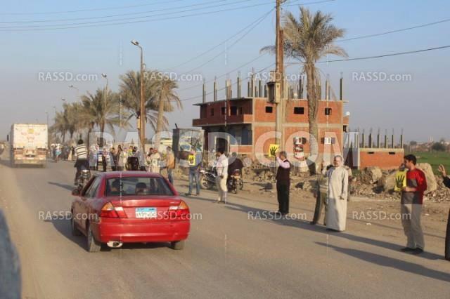 سلسلة بشرية بأولاد صقر في جمعة التحدي الثوري