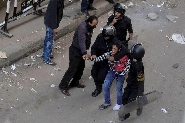 “وطن بلا تعذيب” تنشر أسماء المعتقلين في تظاهرات اليوم