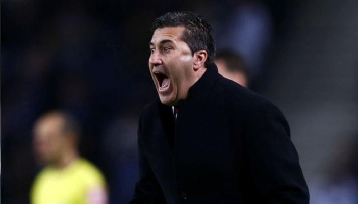 بورتو يحقق فوزه الأول مع بيسيرو على ماريتيمو بنيران صديقة