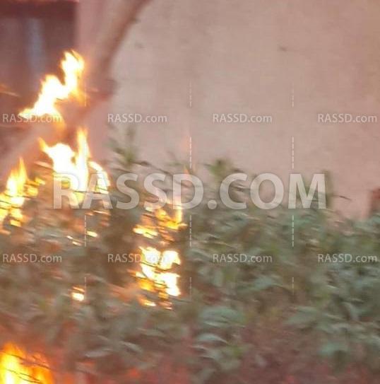 رافضو الانقلاب يشعلون النيران بنقطة شرطة الحى العاشر بمدينة نصر