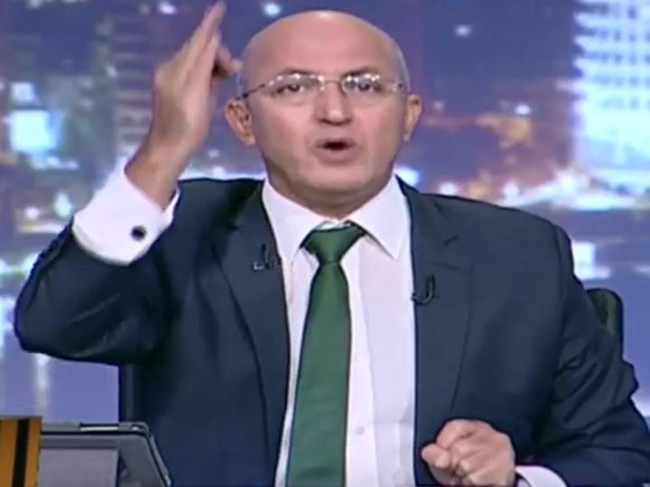 بالفيديو.. سيد علي يسب مراسل “أبلة فاهيتا” على الهواء