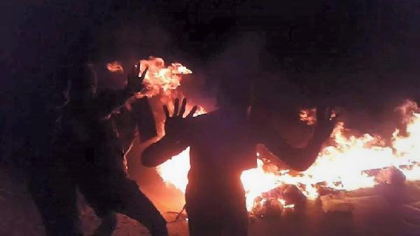 مجهولون يقطعون الطريق بمركز ابشواي في الفيوم