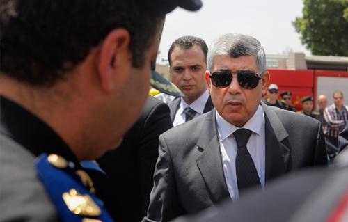 عاجل| وزير الداخلية يدخل  المطرية