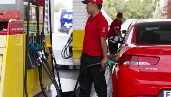 الإمارات تعلن عن أسعار الوقود خلال فبراير بعد خفضها للمرة الخامسة