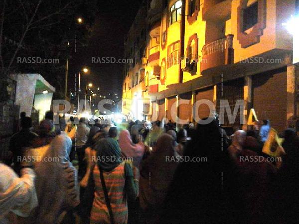 مسيرة ليلية بأسوان تنندد بالمحاكمة الهزلية للرئيس