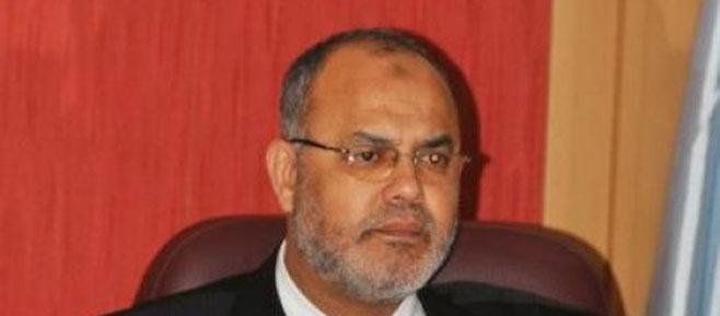 المتحدث الإعلامي لمحافظ كفر الشيخ ينفي هروبه ويقاضي “الوطن”