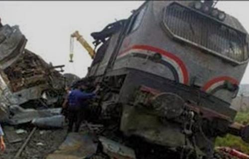 خروج 5 عربات عن القضبان بقطار بضائع بالمنيا