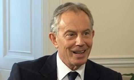 توني بلير يغادر القاهرة متوجها إلى تل أبيب