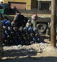 تفاقم أزمة أسطوانات الغاز بأسيوط