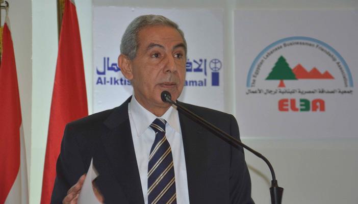 المسستوردون يستغيثون بـ”السيسي” ويحذرون من ارتفاع الأسعار