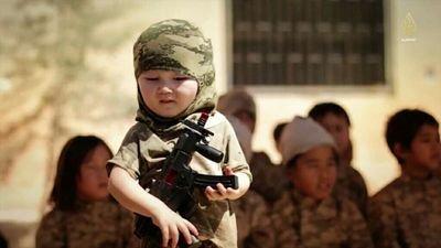 إرهابي منذ نعومة أظفاري