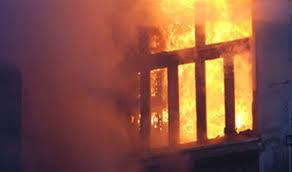 بعد حرق منازل “إخوان”.. هل يدفع نظام السيسي مصر إلى حرب أهلية؟