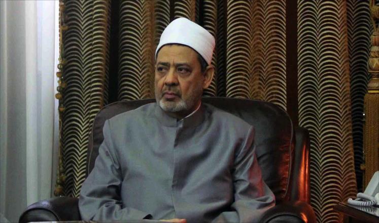 مراقبون: عائلات الصعيد والطرق الصوفية  تؤجل قرار الإطاحة بشيخ الازهر