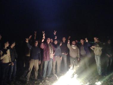 قوة صهيونية تهدم قرية العودة الفلسطينية وإجلاء نحو 50 شخصا