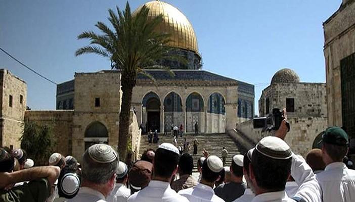 الأقصى للتراث: 965 صهيونيًا اقتحموا الأقصى في يناير