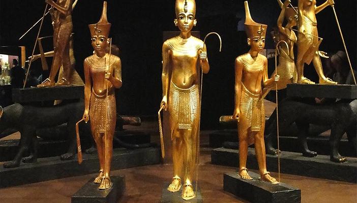 آثار مصر تشكو الإهمال والسرقة تحت حكم العسكر