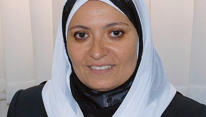 النيابة تحقق مع “هبة قطب” بتهمة خدش الحياء العام