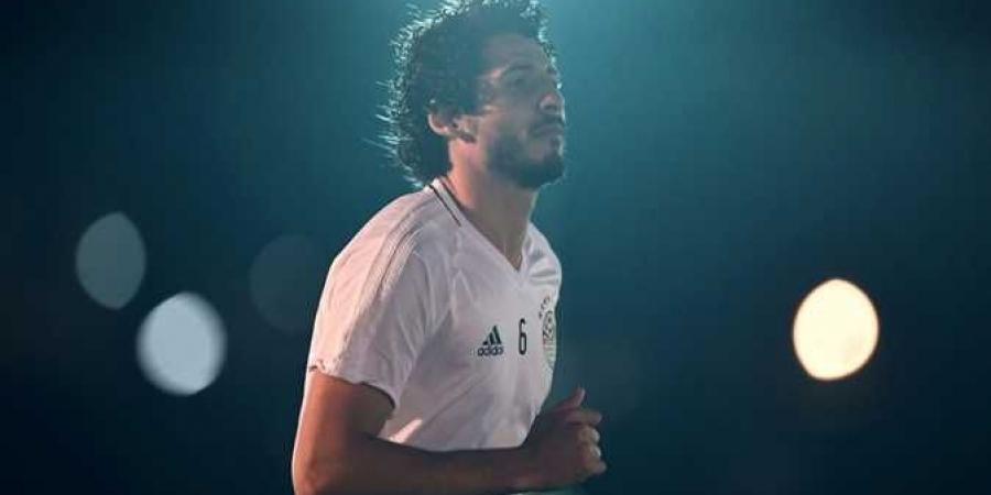 قبل نهائي كأس الأمم.. إصابة حجازي بآلام في العضلة الخلفية