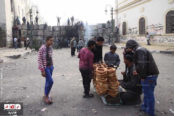 المنصة الرئيسية تمهل الباعة ساعة للخروج من “التحرير”