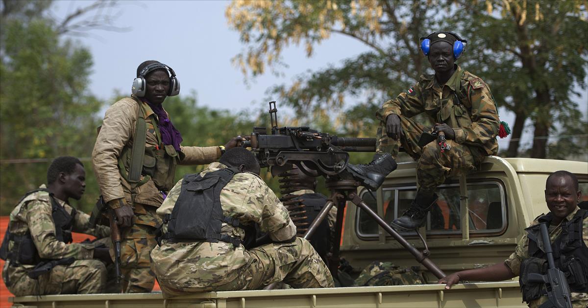 هل قصفت المقاتلات الجوية المصرية متمردي جنوب السودان؟