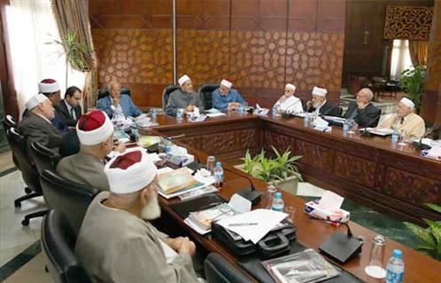 “أسوشيتد برس”: الأزهر يتحدى السيسي.. موقف نادر أمام حالة قمع واسعة