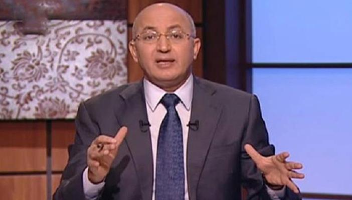 بالفيديو.. سيد علي: حسني مبارك أزال العار عن مصر و”طز” في الثوار