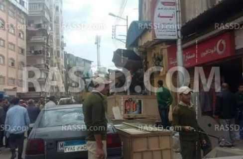 دون سابق إنذار.. أمن قسم المحلة الكبرى يخلي المحال المواجهة له بالقوة