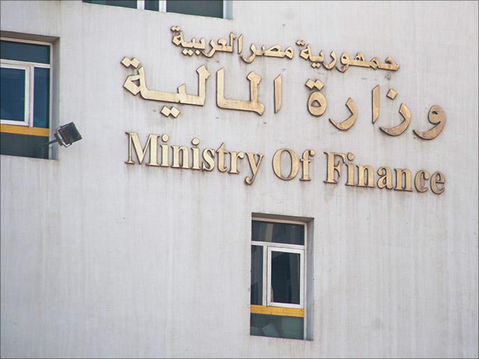 خبراء: استدانة حكومة الإنقلاب مأزق مستمر والإقتصاد في خطر