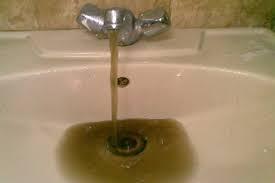 أهالي المنيا: “مياه الشرب زي الطين”.. ومسؤول: التلوث بسبب دورة التنظيف