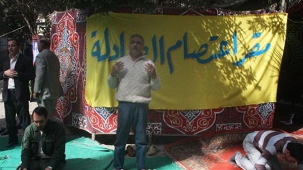 “الصيادلة”:الاعتصام مهني وليس سياسي وسنفعل الإضرابات