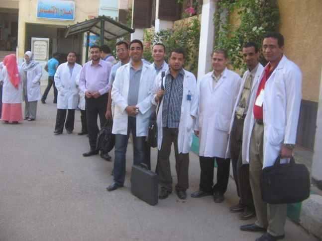 إضراب 6 مستشفيات بالدقهلية للمطالبة بكادر الأطباء