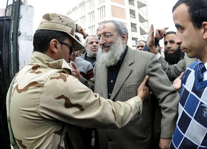 انقسامات داخل الدعوة السلفية وحزبها حول دعم السيسي في الرئاسة