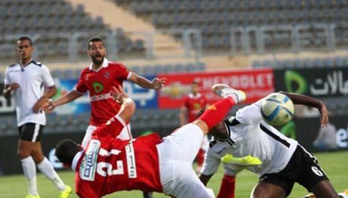 تعرَّف على القنوات الناقلة للقاء الأهلي والجيش