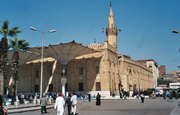 الإحصاء : 14.5% ارتفاع فى أعداد السائحين القادمين إلى مصر خلال ديسمبر الماضي