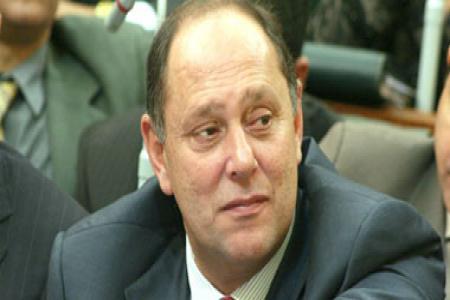 “النقض” تعيد محاكمة  “جرانة ” في قضية ” تراخيص السياحة “