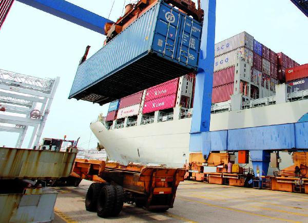 4.1مليار دولار قيمة صادرات صندوق تنمية الصادرات في النصف الأول من 2012/2013