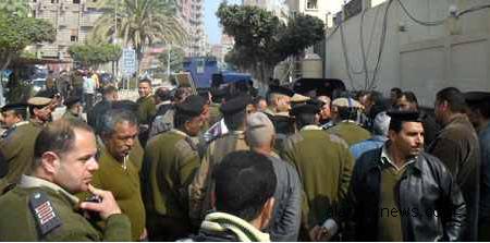 إضراب أمناء الشرطة ببركة السبع بالمنوفية