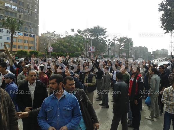 مسيرتان لتحالف دعم الشرعية بشارع جامعة الدول العربية