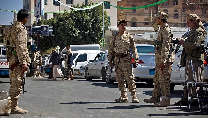 8 دول تعلق عملها الدبلوماسي في صنعاء والإمارات تاسعها