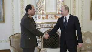 التايمز:بوتين يدعم مصر في صراع على النفوذ في الشرق الأوسط