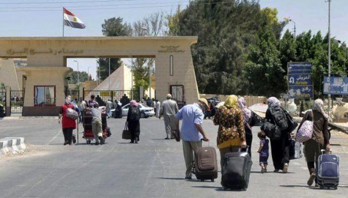 معبر رفح يستقبل 1321 مسافرًا في كلا الاتجاهين