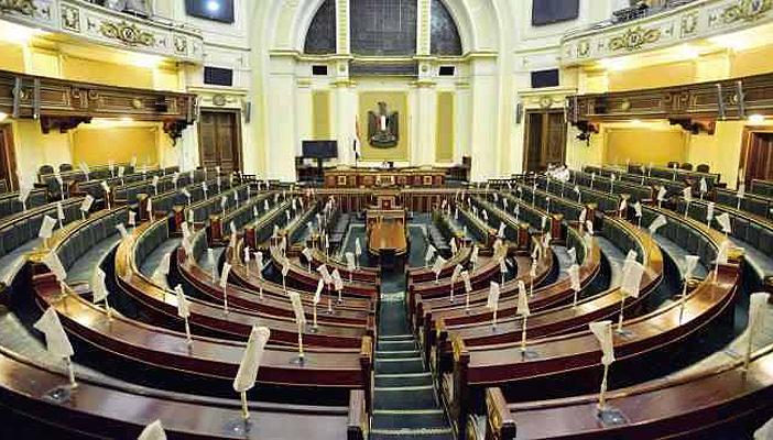 راقصة ومغنٍّ وممثل.. مرشحون لبرلمان 2015