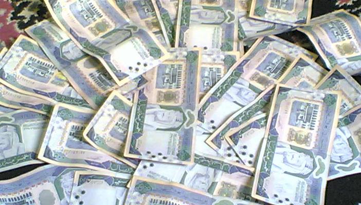 سعودي يستولي على 400 مليون ريال من ضحاياه بدعوى استثمارها