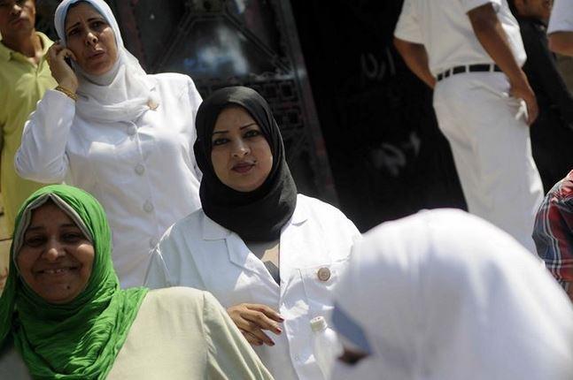 إضراب جزئى للعاملين بمستشفى جمال عبد الناصر بالإسكندرية