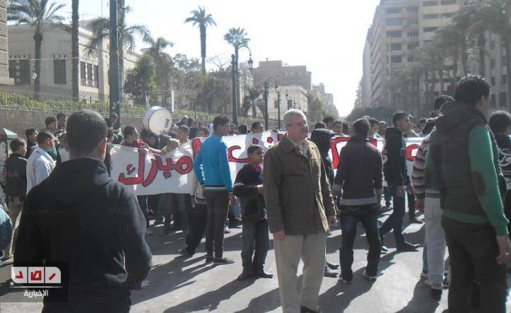 العشرات من أولتراس ثورجى  ينطلقون بمسيرة إلى قصر القبة