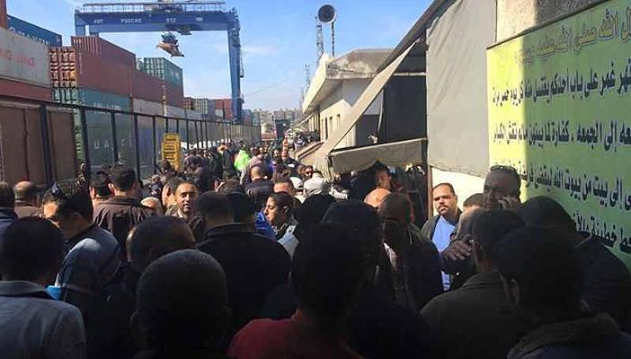 أزمة ببورسعيد بعد رفع التعريفة الجمركية