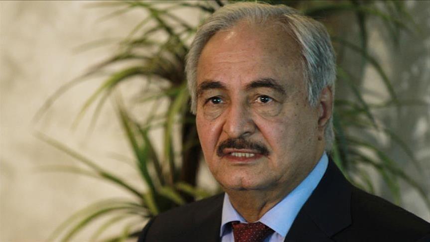 ماذا يريد الغرب والروس من حفتر؟ وماذا يريد هو منهما؟